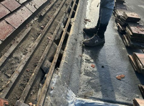 Looking for a reliable bay window leak repair in Warrington