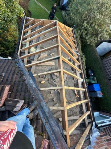 apex-roofing-leak-to-kitchen-roof-in-sale-10