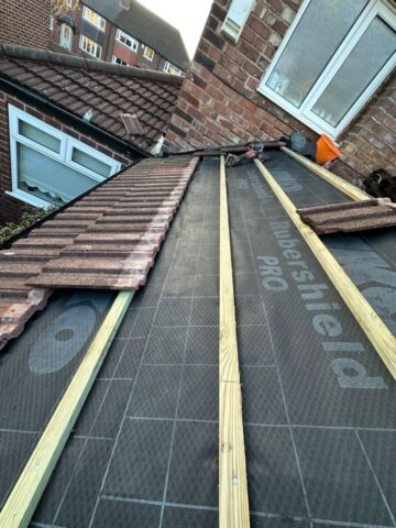 apex-roofing-leak-to-kitchen-roof-in-sale-6