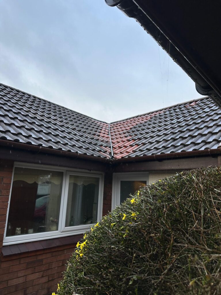 How much to replace roof tiles on a Roof
